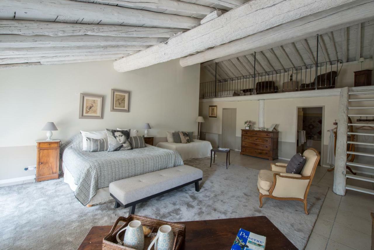 Domaine De Fontbelle Bed & Breakfast Graveson Exterior foto