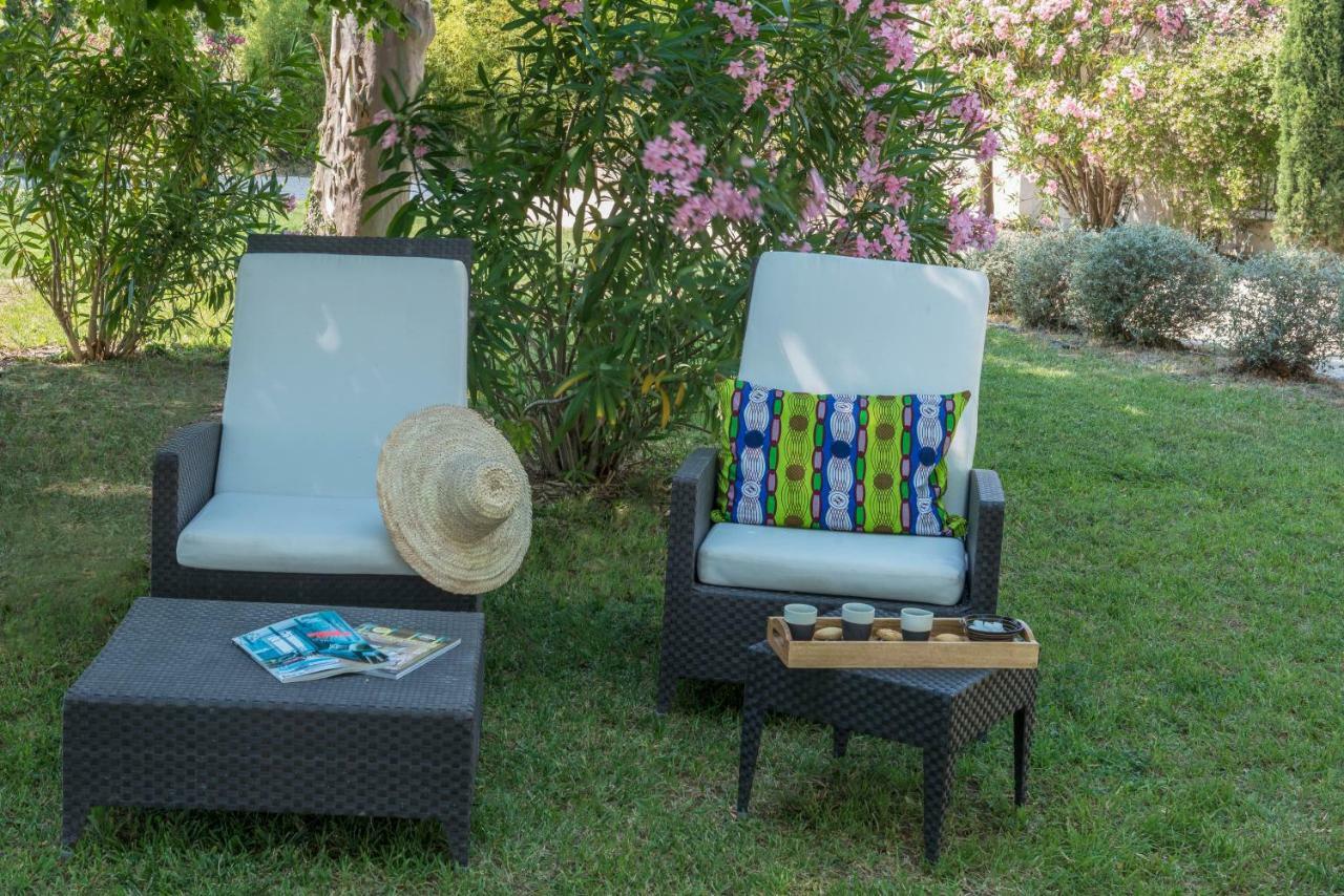 Domaine De Fontbelle Bed & Breakfast Graveson Exterior foto
